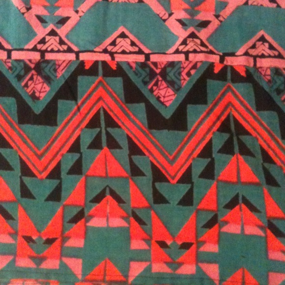 Colorful Aztec maxi dress. - Picture 3 of 4