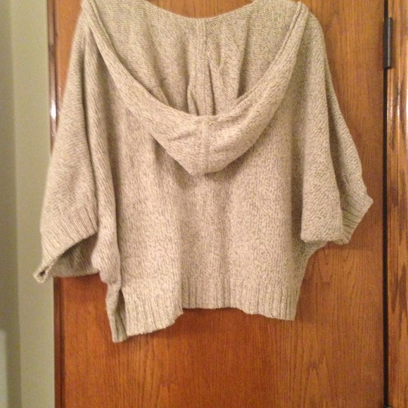 Sweater - Picture 3 of 3