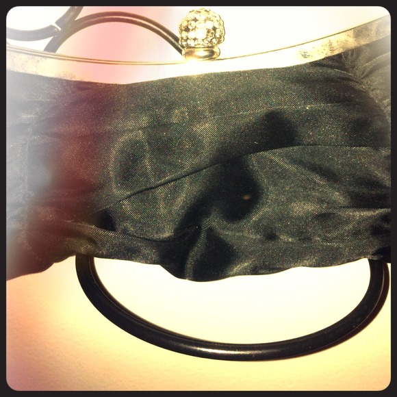 Purse - Picture 1 of 1