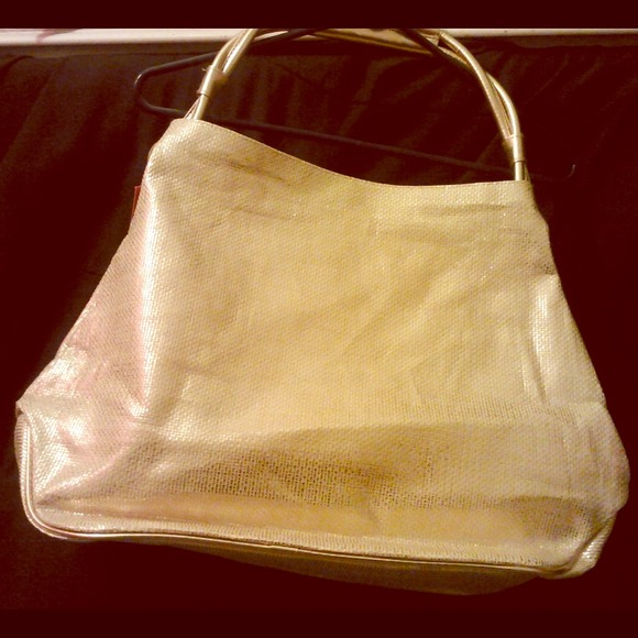 Handbags - 👝Queen latifah gold shimmer tote👝