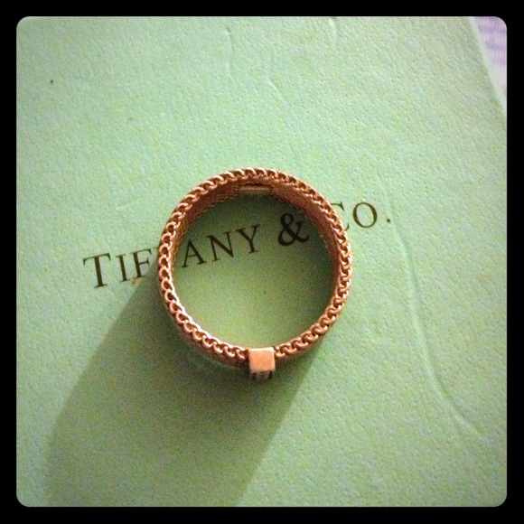 Tiffany & Co authentic ring ~  beautiful ring