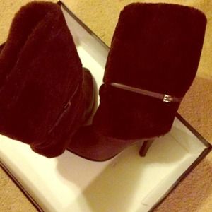 Brown faux fur boots