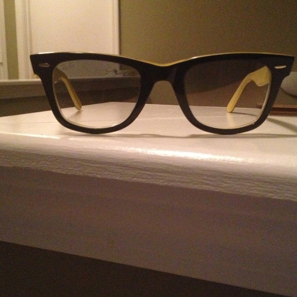 Authentic Ray ban Wayfarers! **SOLD!!!**🎉bundled!