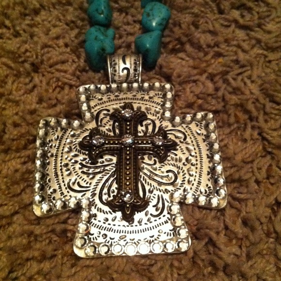 ❌Trade with Jeanne5544❌ Cross necklace! - Picture 2 of 4