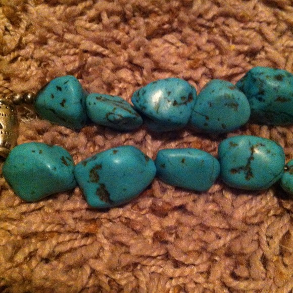 ❌Trade with Jeanne5544❌ Cross necklace! - Picture 4 of 4