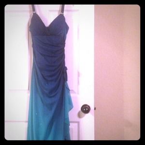 Sparkly blue prom dress!