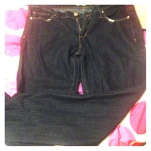 Dark blue skinny jeans from Forever 21!
