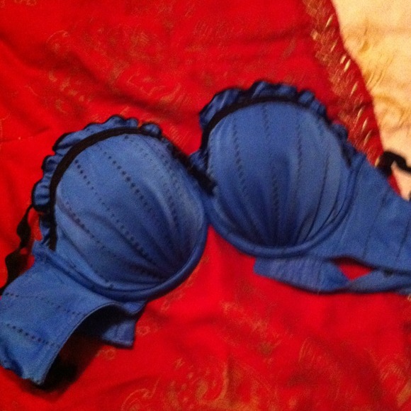 Blue ruffle top bra