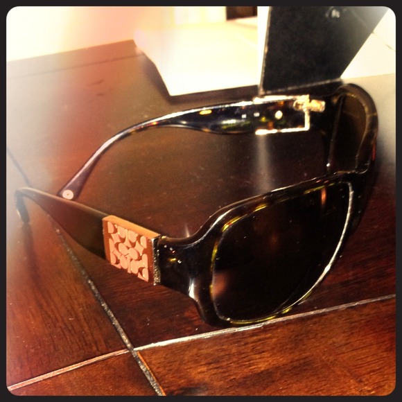 Coach Accessories - 😎😎😎Coach Sunglasses😎😎😎