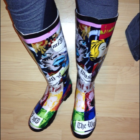 Henrry ferrera rain boots! BRAND NEW! - Picture 3 of 4