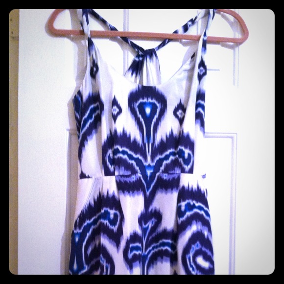 Size 0 BR silk water color racer back sundress