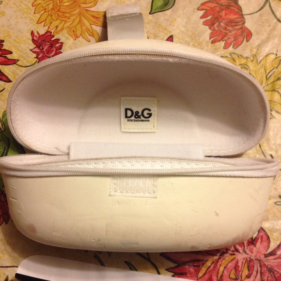 D&G Sunglasses - Picture 3 of 3