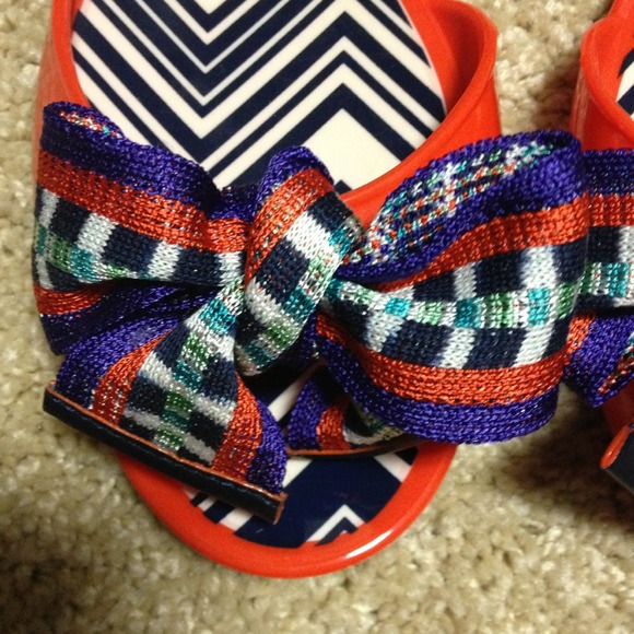 Authentic Missoni Peep-Toe Jellies!! - Picture 2 of 4