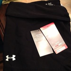 Womens UnderArmor shorts