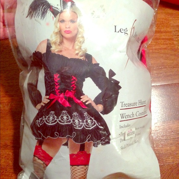 Leg Avenue - Treasure Hunt Wench Costume