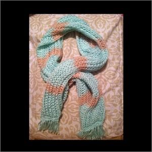 Crochet scarf