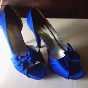 David's Bridal Royal Blue Satin High Heels