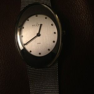 Brand new watch never been worn!!