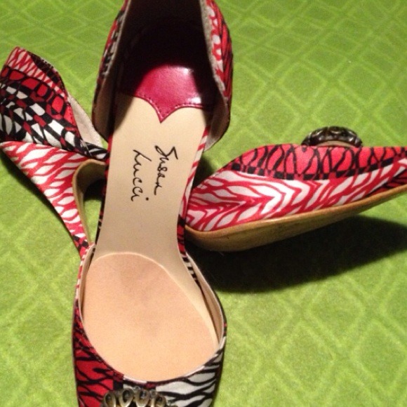 Shoes - Picture 2 of 3