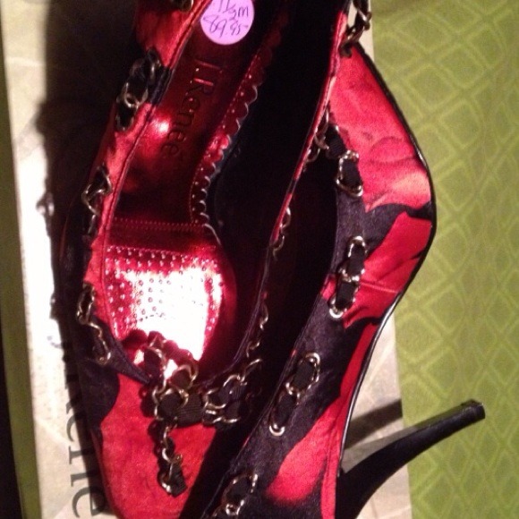 Shoes - Picture 2 of 2