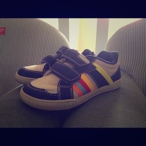 Never worn boys shoes