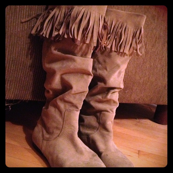 Fringe Boots