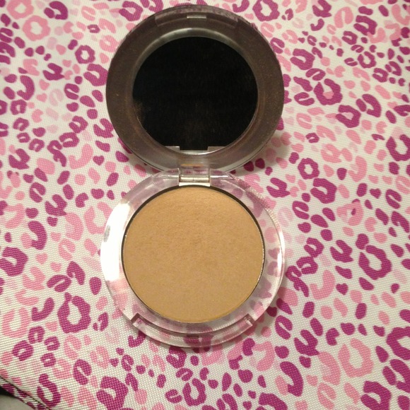 Bundle PurMinerals 4 in 1 Pressed Powder & Shirt