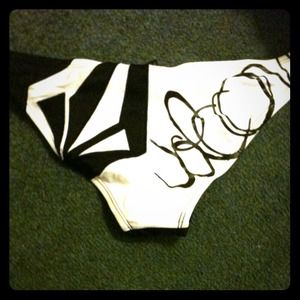 Volcom bathing suit bottoms