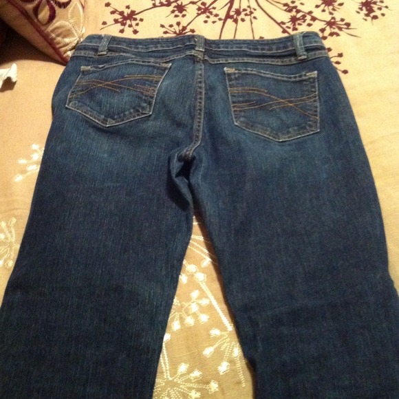 Sold in bundle - Picture 2 of 4