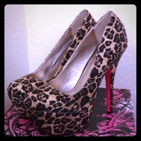 Leopard Heels - ONLY 5 Left!!