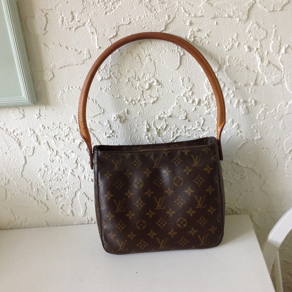 Louis Vuitton Handbags - Authentic Louis Vuitton Looping MM
