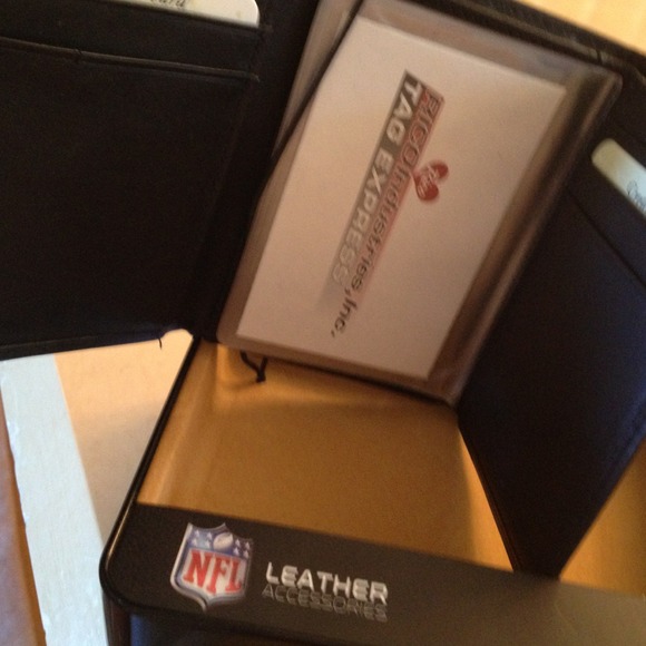 :::sold::::nfl giants wallet - Picture 2 of 3