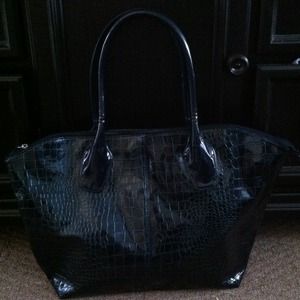 Dark greenish/blue tote