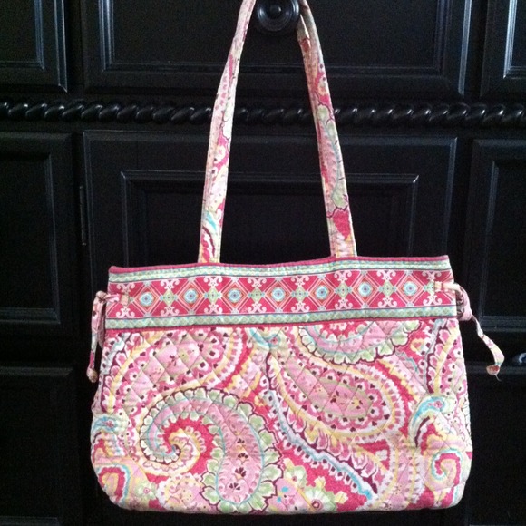 Vera Bradley tote.