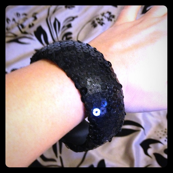 Black sequence bangle
