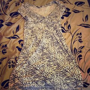 Leopard shoes leave cotton dress