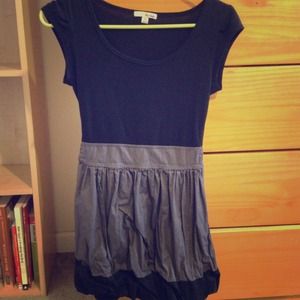 Cute dress barley worn !!!! Short sleeve