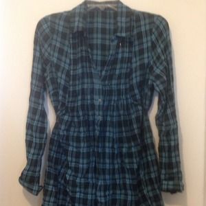 BUNDLE Plaid long button front shirt.