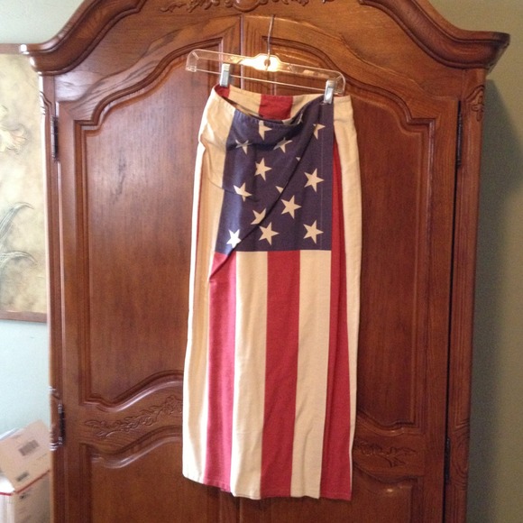 US flag type skirt