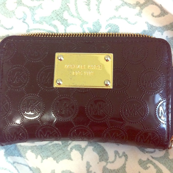 Black Michael Kors wallet