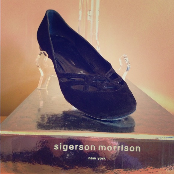 ✂Reduced✂ Sigerson Morrison Black suede flats