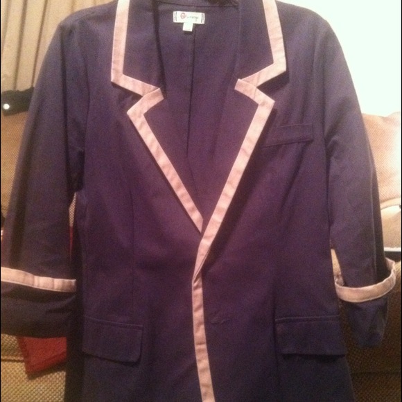 Cute jacket - Picture 2 of 3