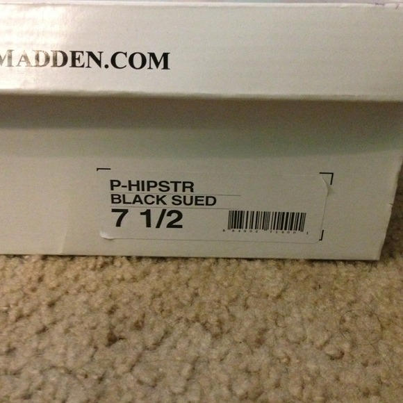 Steve Madden suede booties - Picture 3 of 4