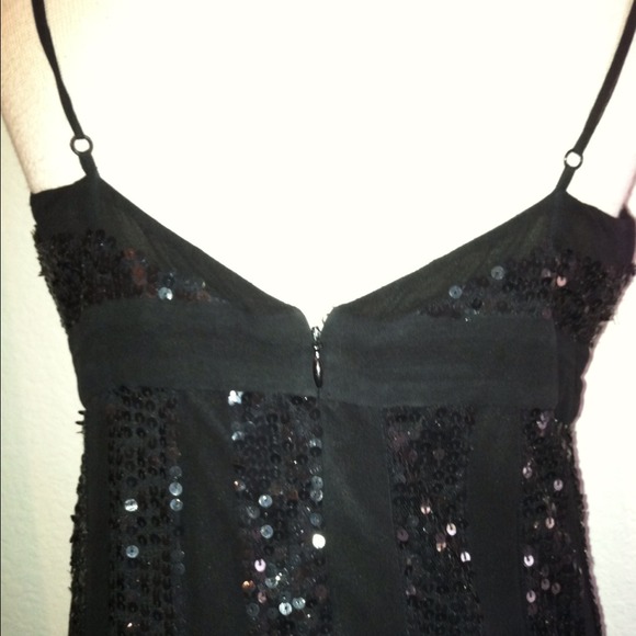 Vintage Sz 8 M sparkly black sequin cocktail dress - Picture 3 of 4