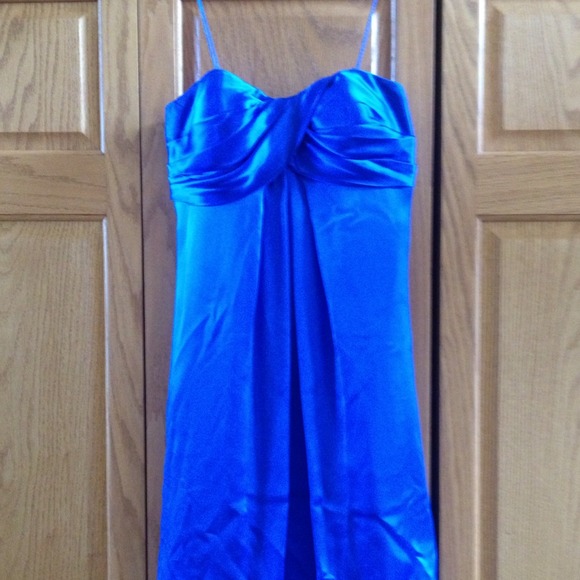Royal blue short bubble dress
