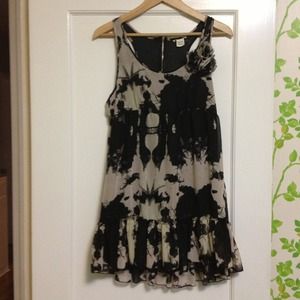 Cute little black and taupe halter dress.