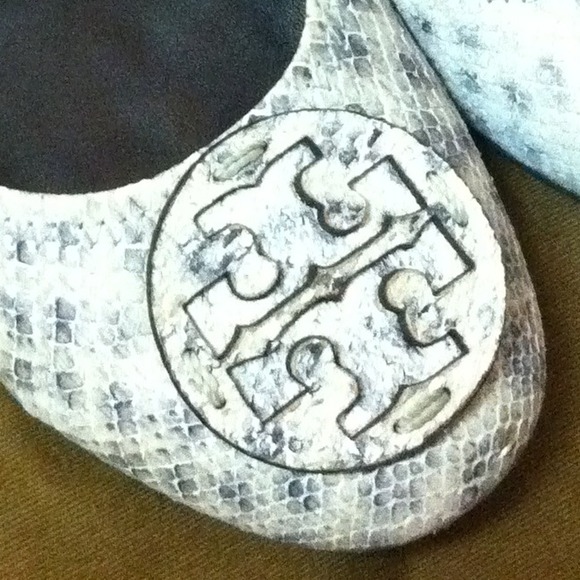 Tory Burch flats