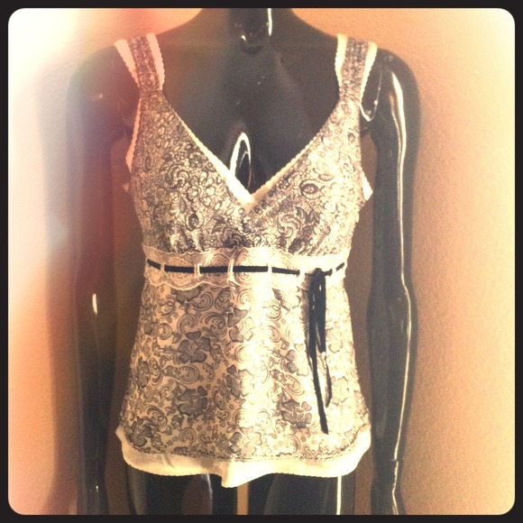 WHBM Blouse Size M