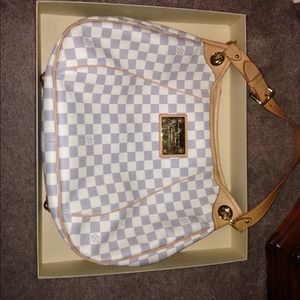 Louis Vuitton purse*sold*