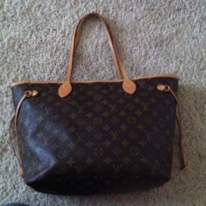 Sold-Louis Vuitton Neverfull MM